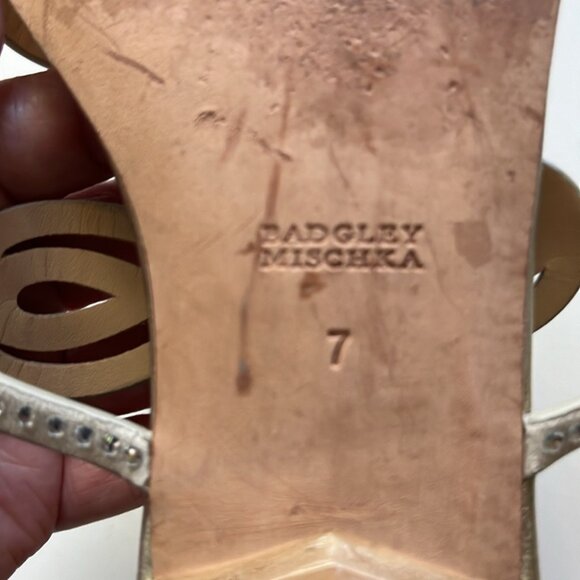 ✨👡 Badgley Mischka Gold Gladiator Sandals w/ Rhinestone Accents | Size 7 - Picture 4 of 6